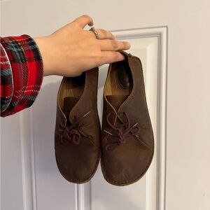 Woman’s Clarks Brown Leather Shoes